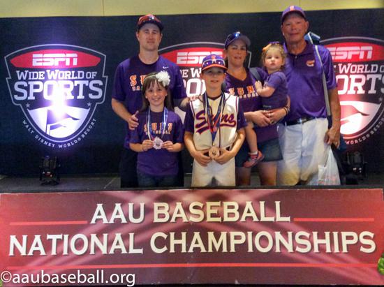 2015 Grand National Award Ceremonies_14.jpg